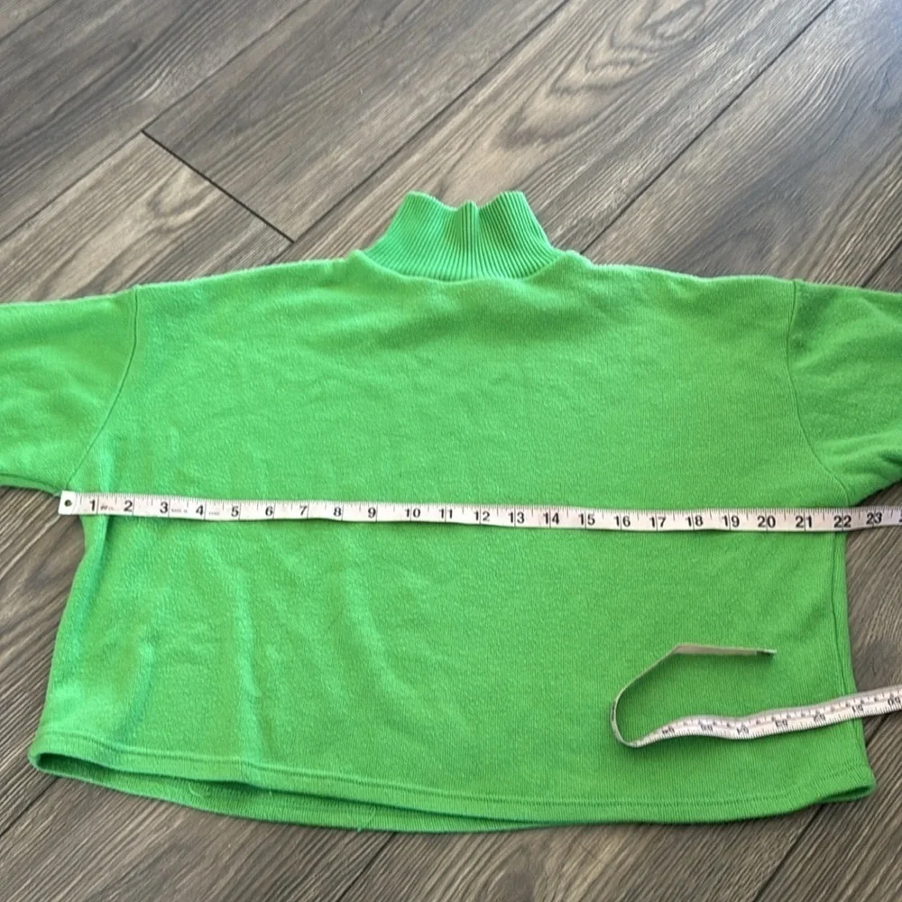 Zara Bright Green Knit crop Sweater long sleeve